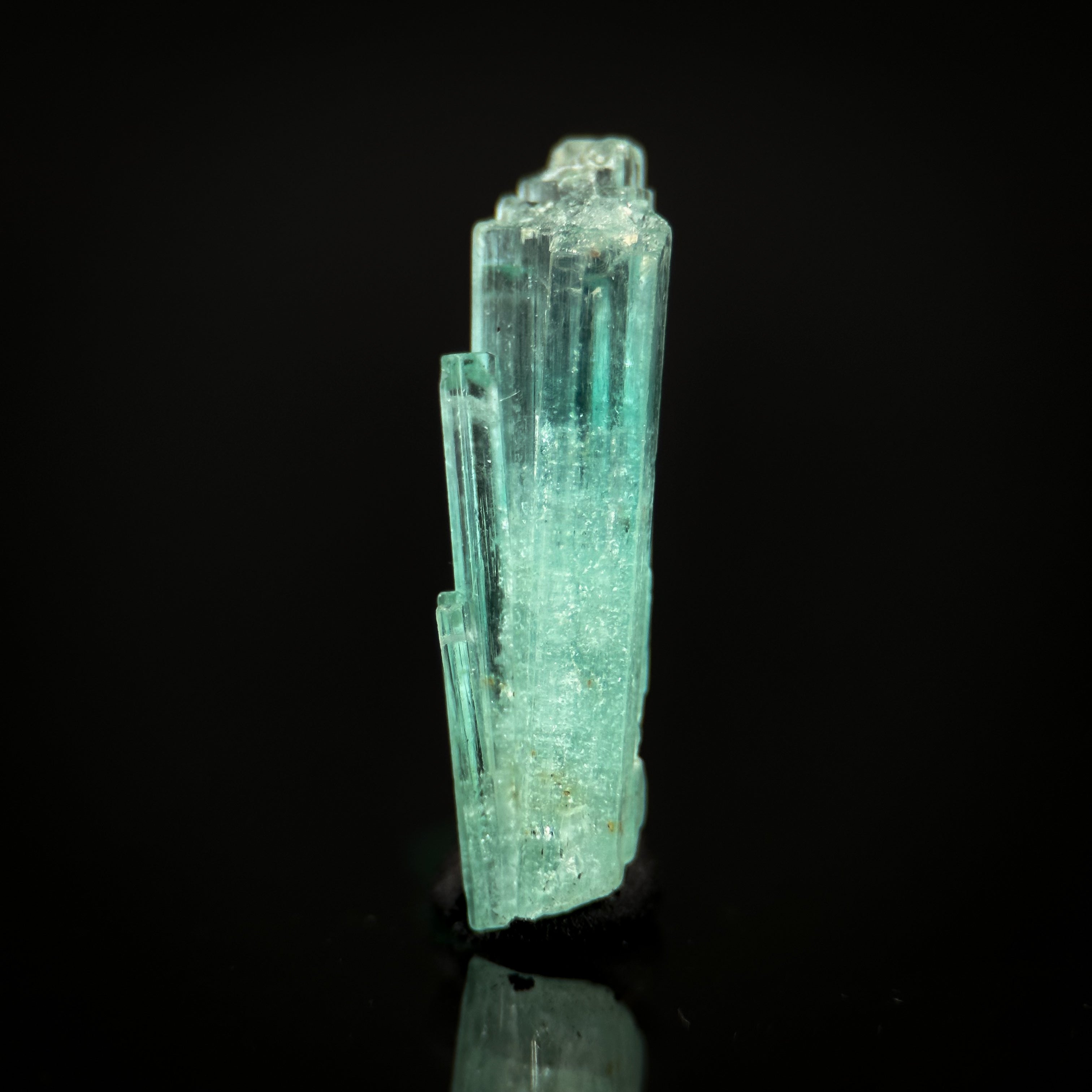 Beryl var. Emerald